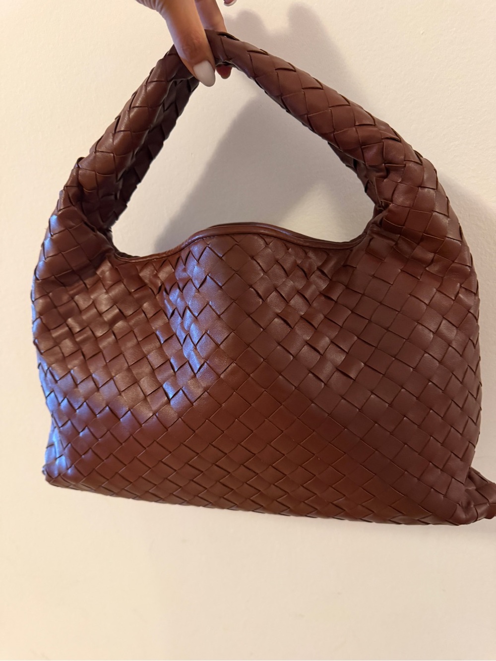 Bottega Veneta Small Hop Shoulder Bag in sapele/ muse brass | never worn! - Picture 3 of 6